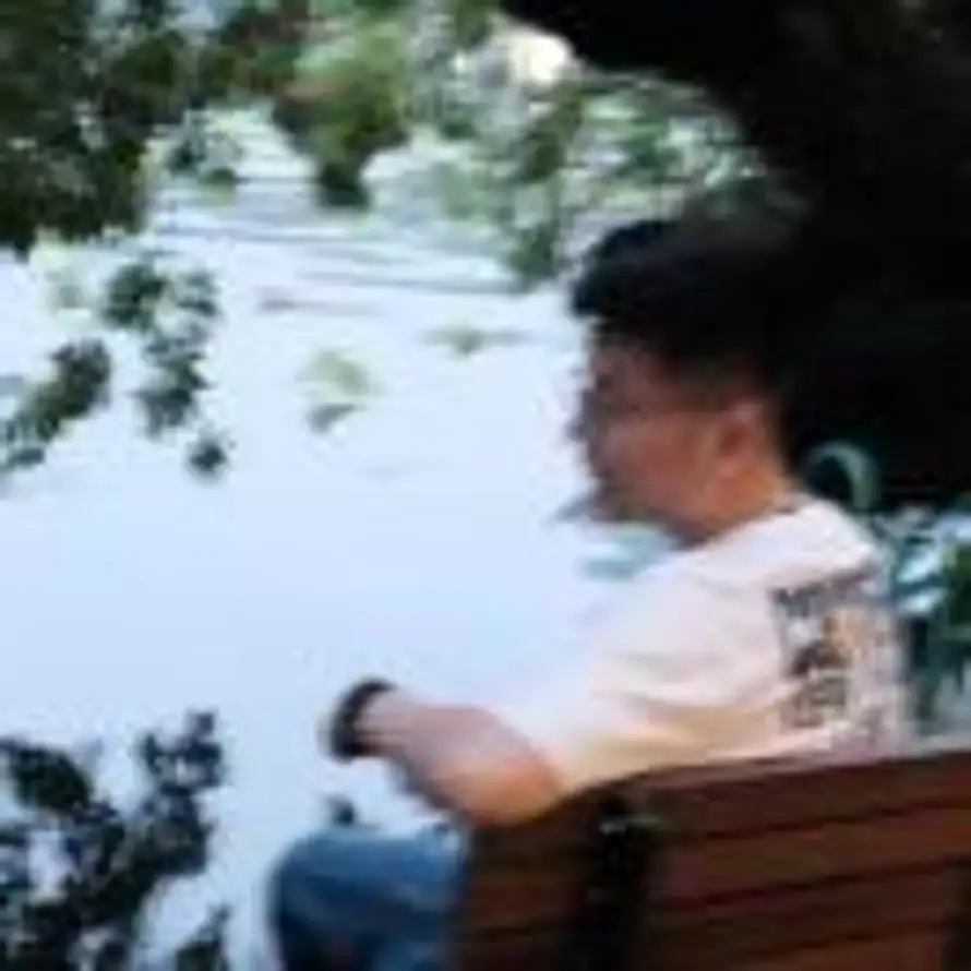 Fzzf的头像