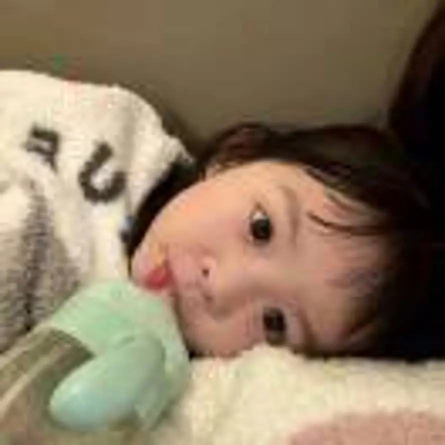 星期八見.的头像