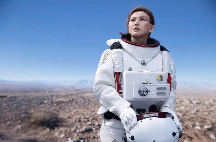 5k异星壁纸-太空服 - 孙燕姿-宇航员壁纸推荐「哲风壁纸」