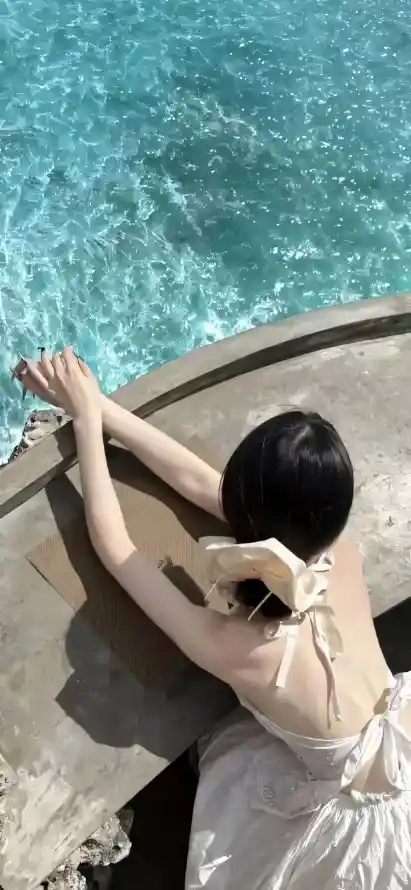 4k休闲壁纸 - 夏日 - 女生 - 背影「哲风壁纸」