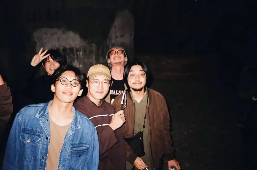 3k合照壁纸-乐队成员和复古风格-夜间拍摄「哲风壁纸」