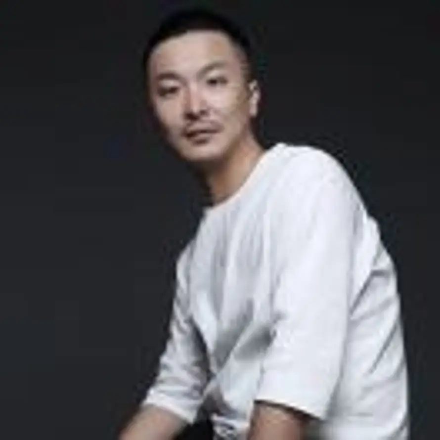 SHINE LEE的头像