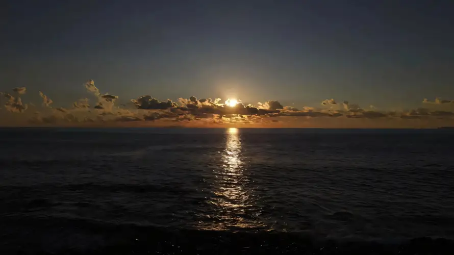 4k倒影壁纸 - 云 - 天空 - 日出「哲风壁纸」