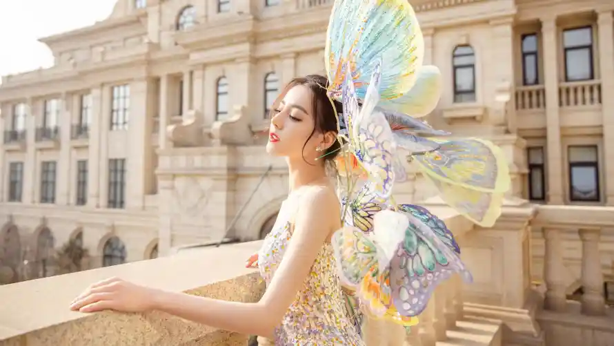 2k仙气壁纸-欧式建筑 - 性感-蝴蝶装饰热门的壁纸「哲风壁纸」