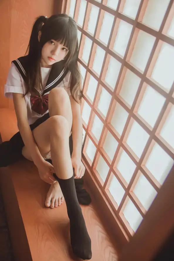 4k室内壁纸 - 少女 - 长发 - 黑丝「哲风壁纸」