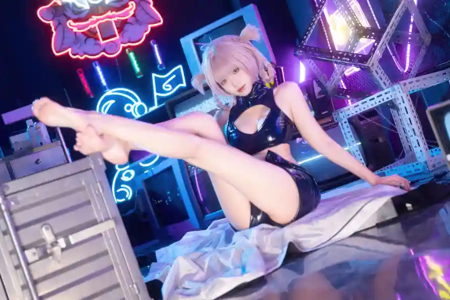 4k光脚壁纸 - 兽耳 - 少女 - 皮裤「哲风壁纸」