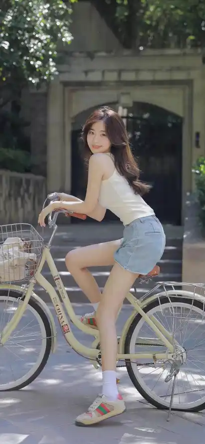 4k休闲壁纸 - 凉鞋 - 卷发 - 夏日「哲风壁纸」