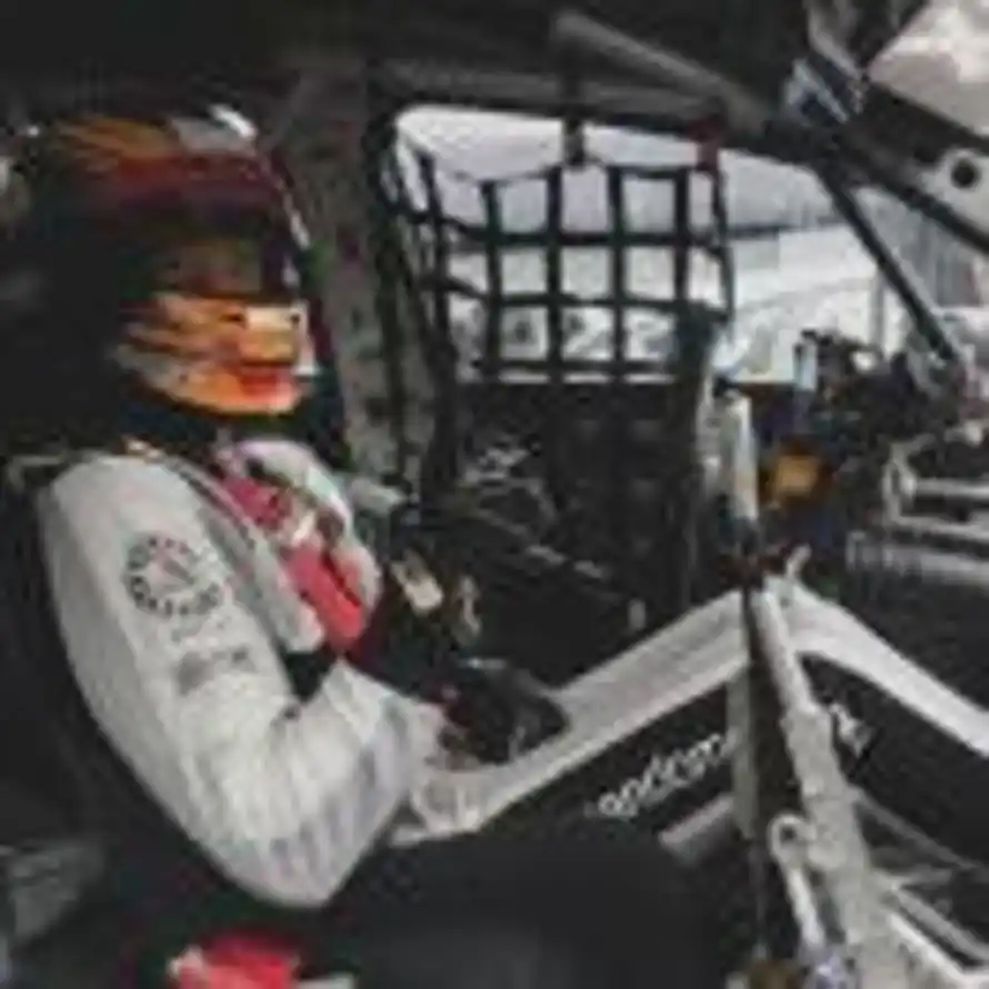 用户坂井湖水🐳的头像