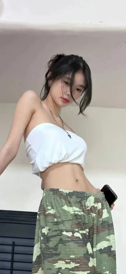 4k休闲壁纸 - 吊带 - 室内 - 性感「哲风壁纸」