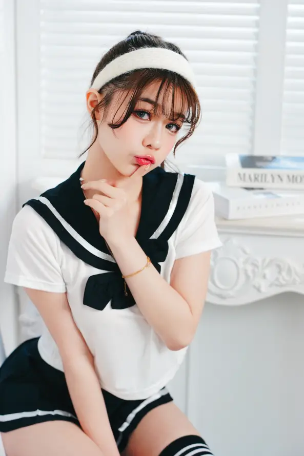 4k写真壁纸 - 发箍 - 室内 - 少女「哲风壁纸」