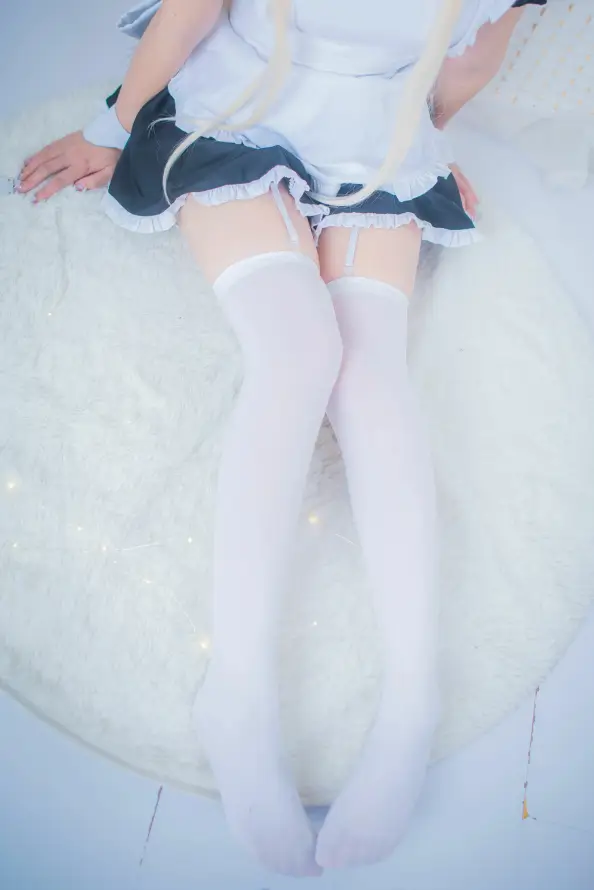 4k女仆壁纸 - 少女 - 白丝 - 短裙「哲风壁纸」