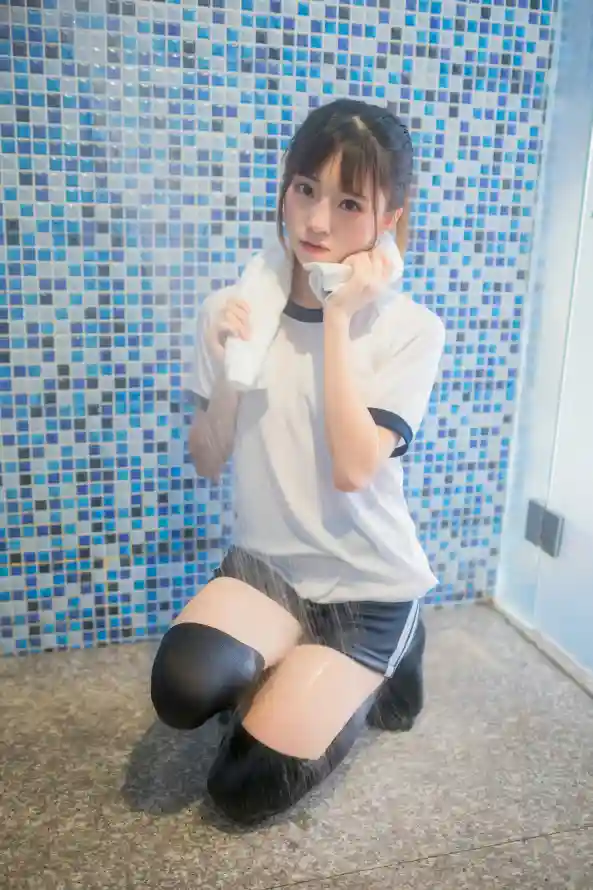 4k室内壁纸 - 少女 - 毛巾 - 清纯「哲风壁纸」
