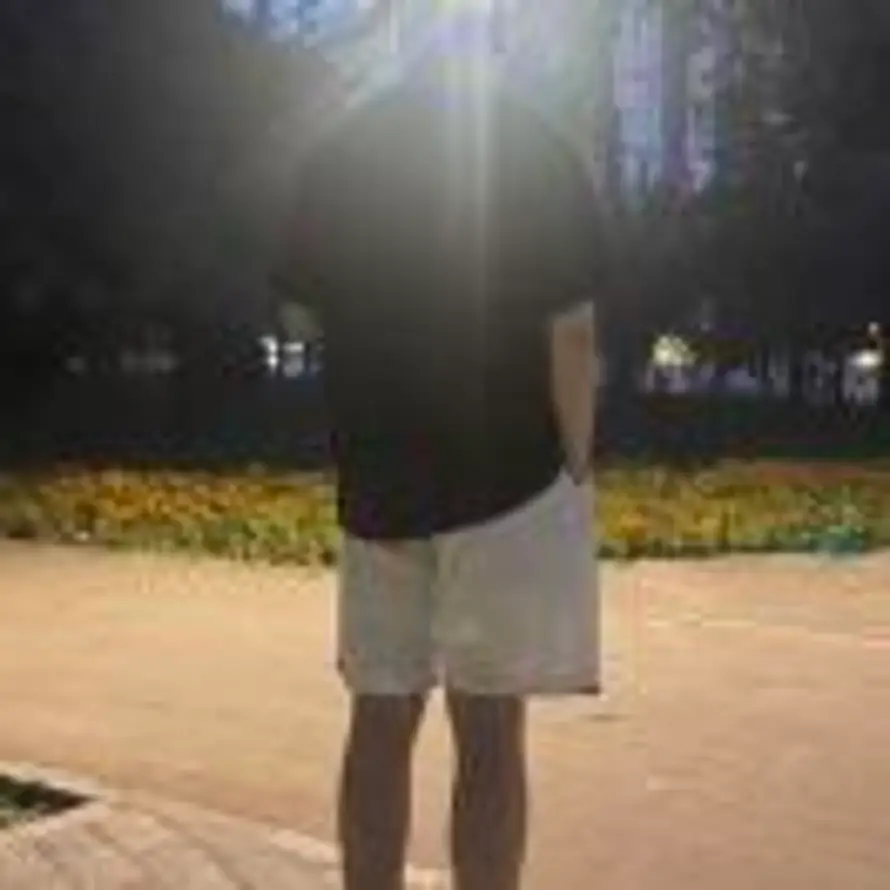 T.的头像