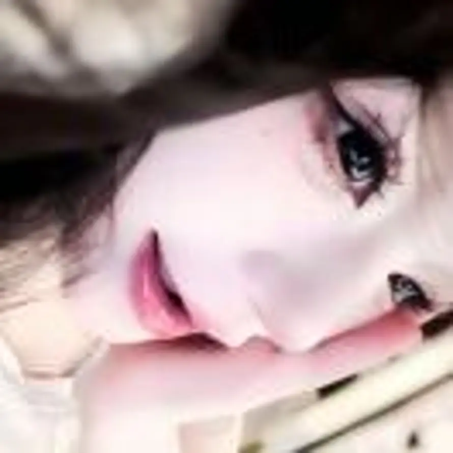 Naomi的用户头像 - 哲风壁纸