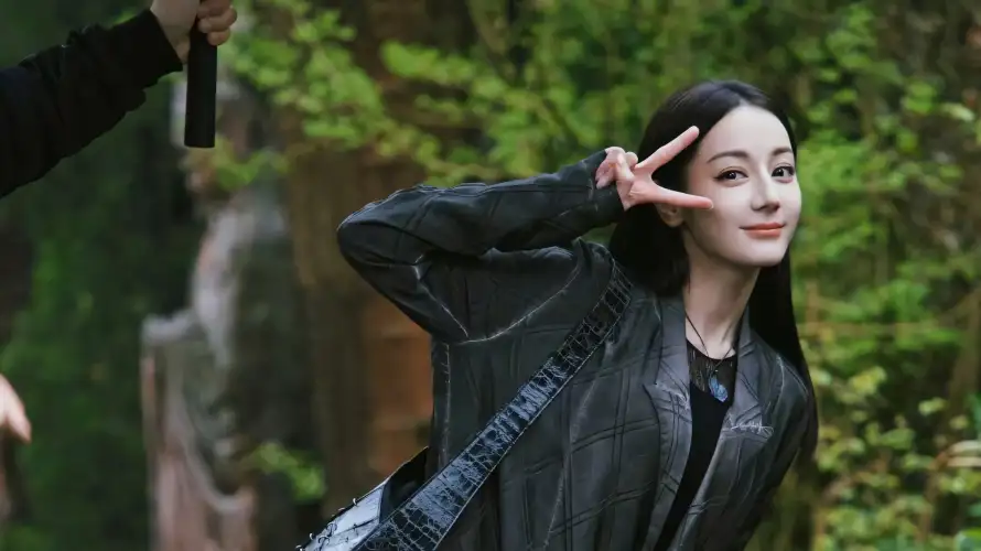 4k户外壁纸 - 明星 - 比耶 - 甜美「哲风壁纸」 4k户外壁纸 - 明星 - 比耶 - 甜美「哲风壁纸」