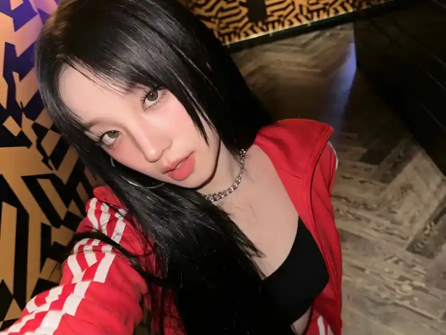 4k时尚壁纸 - 明星 - 甜酷 - 自拍「哲风壁纸」 4k时尚壁纸 - 明星 - 甜酷 - 自拍「哲风壁纸」