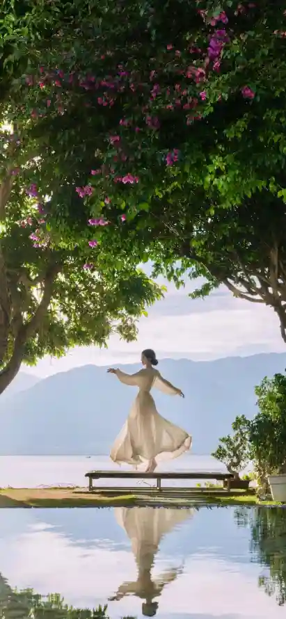 4k大树壁纸 - 女子 - 文艺 - 治愈「哲风壁纸」