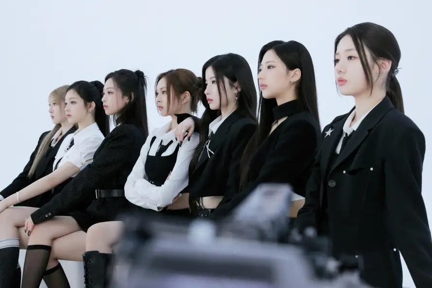 4k制服壁纸 - a - B - 长发「哲风壁纸」 4k制服壁纸 - a - B - 长发「哲风壁纸」