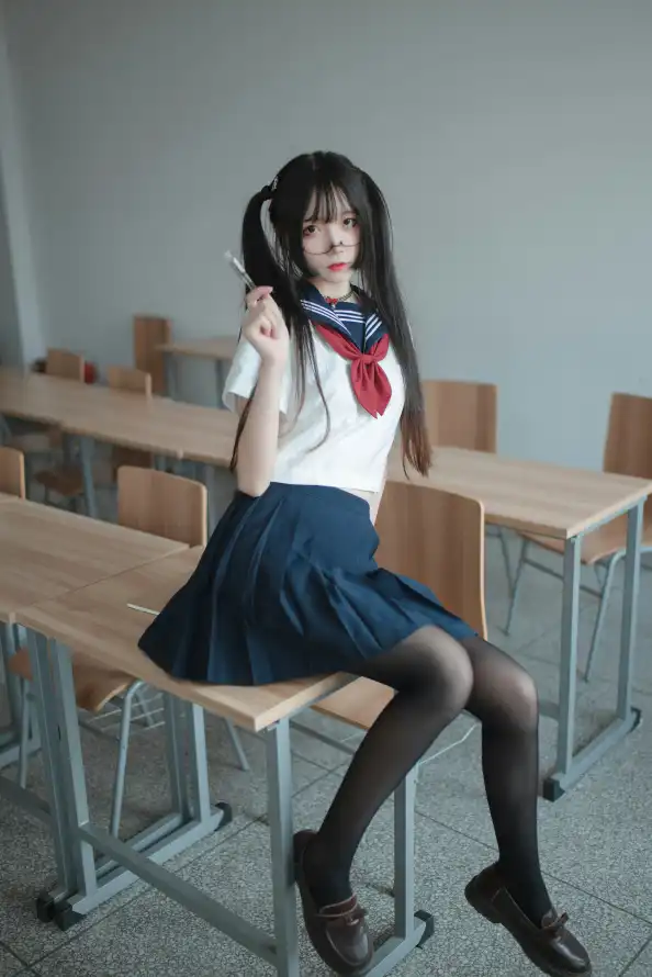 4kjk壁纸 - 学生 - 少女 - 教室「哲风壁纸」