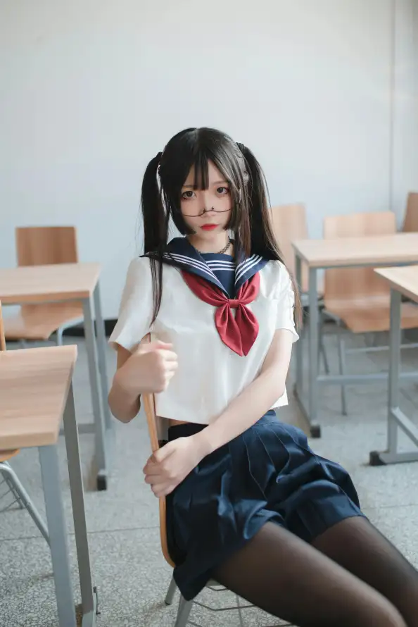 4kjk壁纸 - 学生 - 少女 - 教室「哲风壁纸」