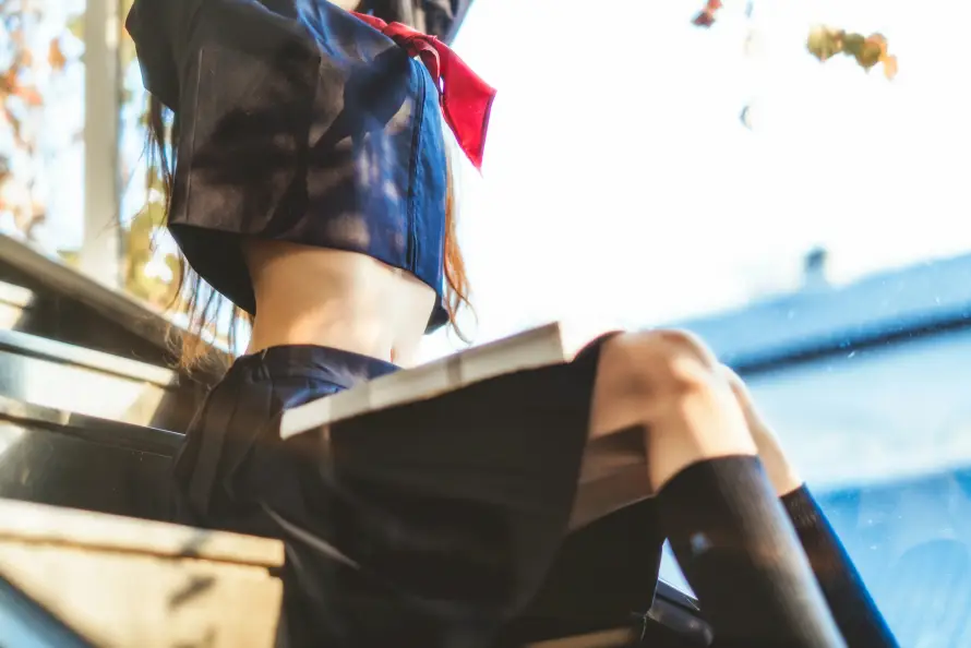 4kjk壁纸 - 制服 - 少女 - 户外「哲风壁纸」