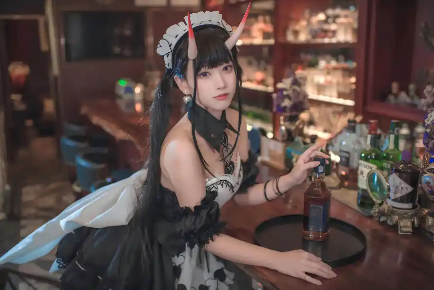 4k美女壁纸 - 角 - 能代 - 酒吧「哲风壁纸」