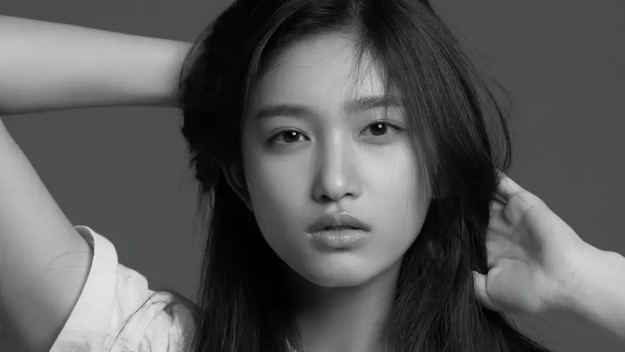 4k长发壁纸 - 写真 - 黑白 - 女生「哲风壁纸」