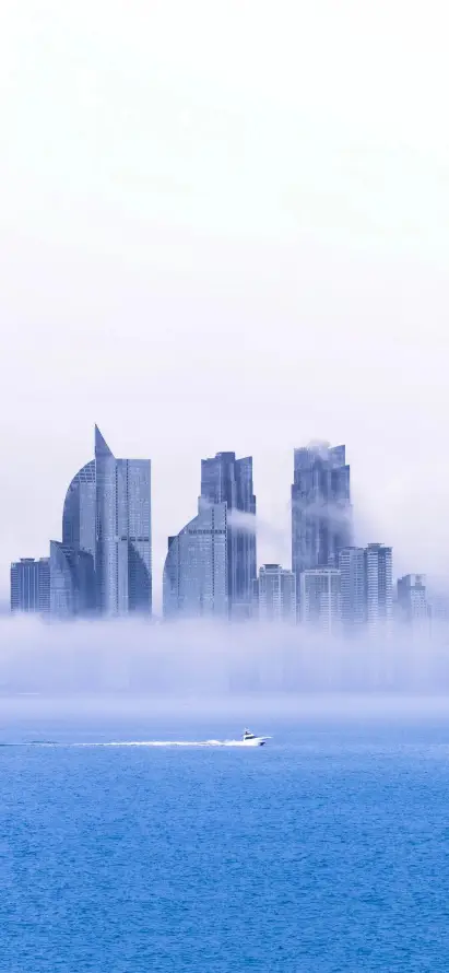 4k城市壁纸 - 水面 - 湖水 - 轮船「哲风壁纸」