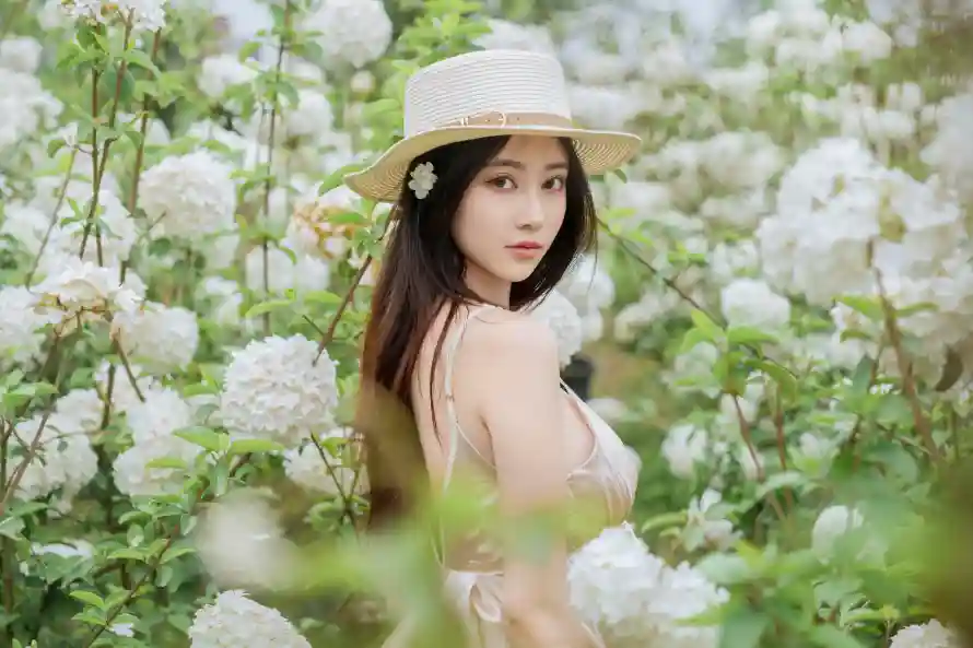 4k写真壁纸 - 少女 - 户外 - 春季「哲风壁纸」 4k写真壁纸 - 少女 - 户外 - 春季「哲风壁纸」