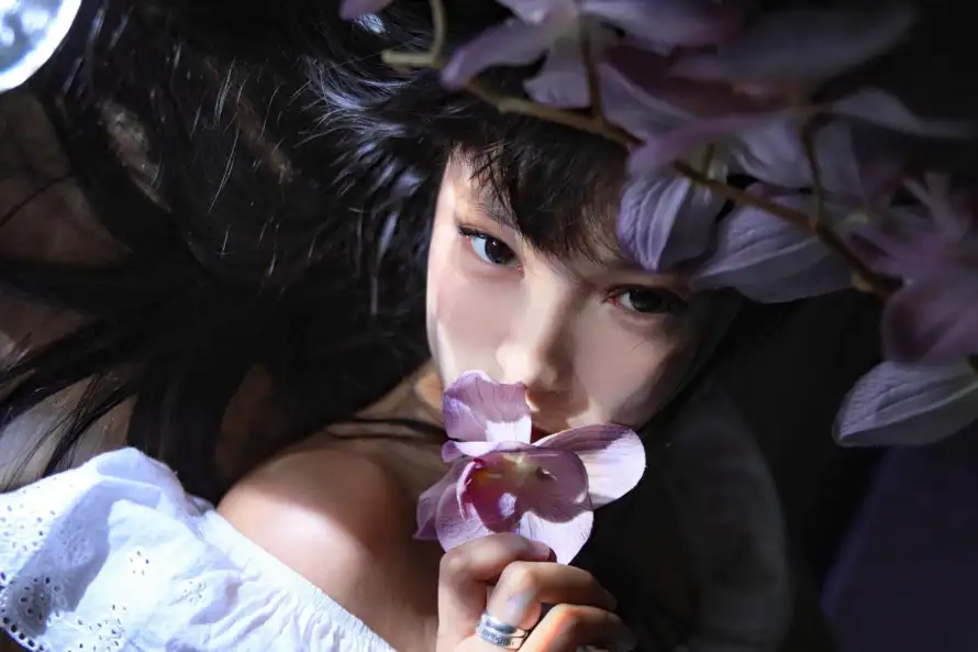 4k人像壁纸 - 花 - 女生 - 少女「哲风壁纸」 4k人像壁纸 - 花 - 女生 - 少女「哲风壁纸」