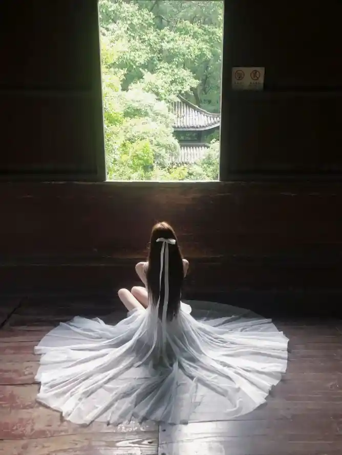 4k发带壁纸 - 少女 - 治愈 - 白裙「哲风壁纸」