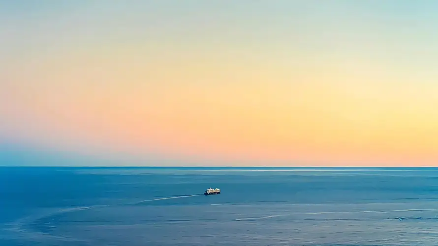 4k夕阳壁纸 - 孤舟 - 宁静 - 小船「哲风壁纸」 4k夕阳壁纸 - 孤舟 - 宁静 - 小船「哲风壁纸」