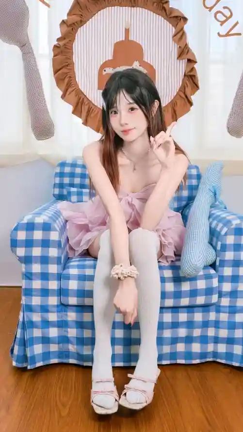 4k凉鞋壁纸 - 坐姿 - 性感 - 甜美「哲风壁纸」