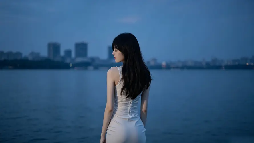 4k美女壁纸 - 背影 - 清冷 - 蓝调「哲风壁纸」
