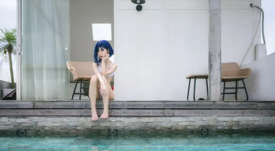 4k坐姿壁纸 - 莓 - 夏日 - 户外「哲风壁纸」