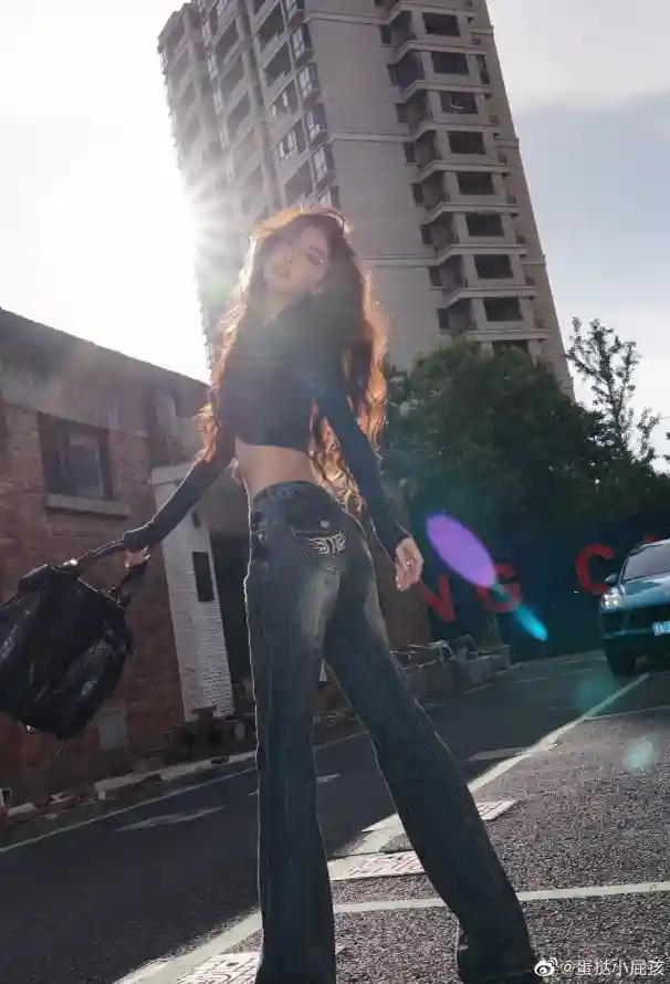 4k御姐壁纸 - 户外 - 网红 - 美女「哲风壁纸」