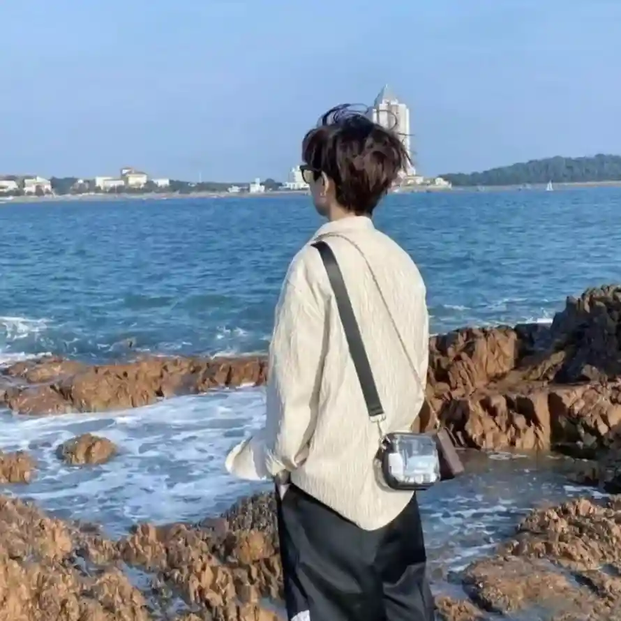 4k墨镜壁纸 - 大海 - 帅哥 - 海岸「哲风壁纸」
