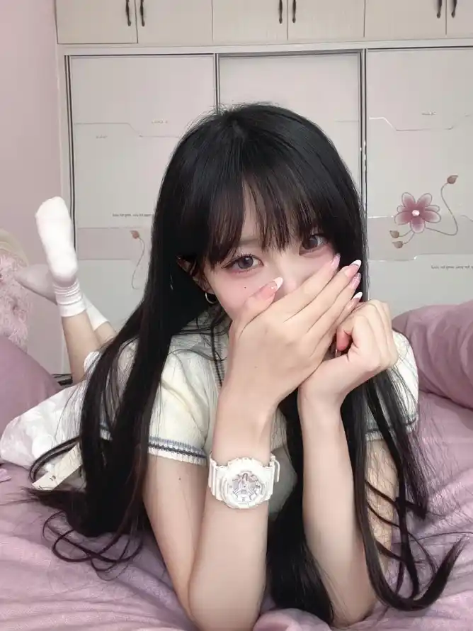 4k卧室壁纸 - 可爱 - 少女 - 居家「哲风壁纸」