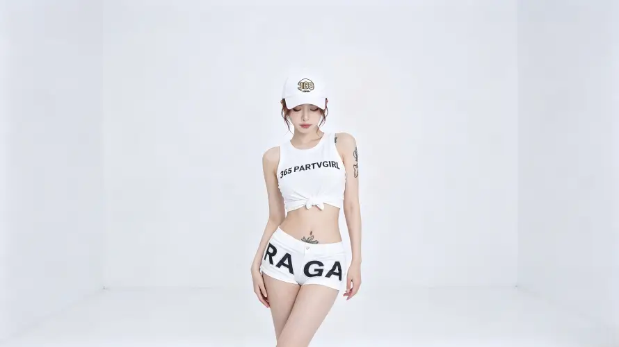 3k好看壁纸-甜酷 - 纹身-辣妹「哲风壁纸」