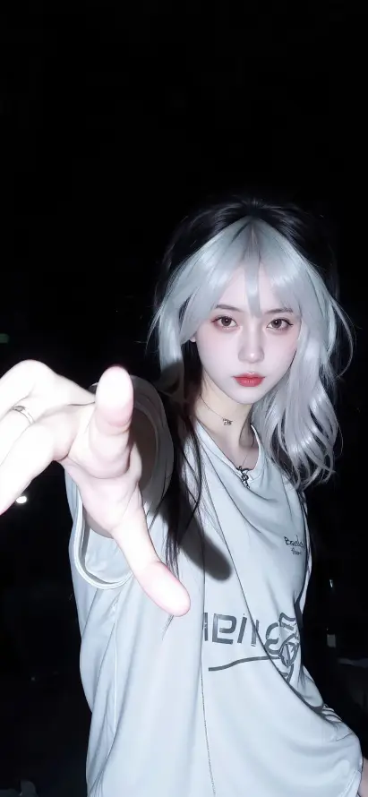 4k女生壁纸 - 比心 - 白发 - 红唇「哲风壁纸」