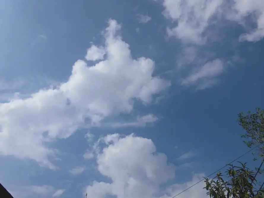 4k云朵壁纸 - 天空 - 晴朗 - 晴空「哲风壁纸」