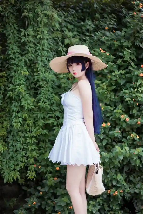 4k夏日壁纸 - 室外 - 少女 - 短裙「哲风壁纸」