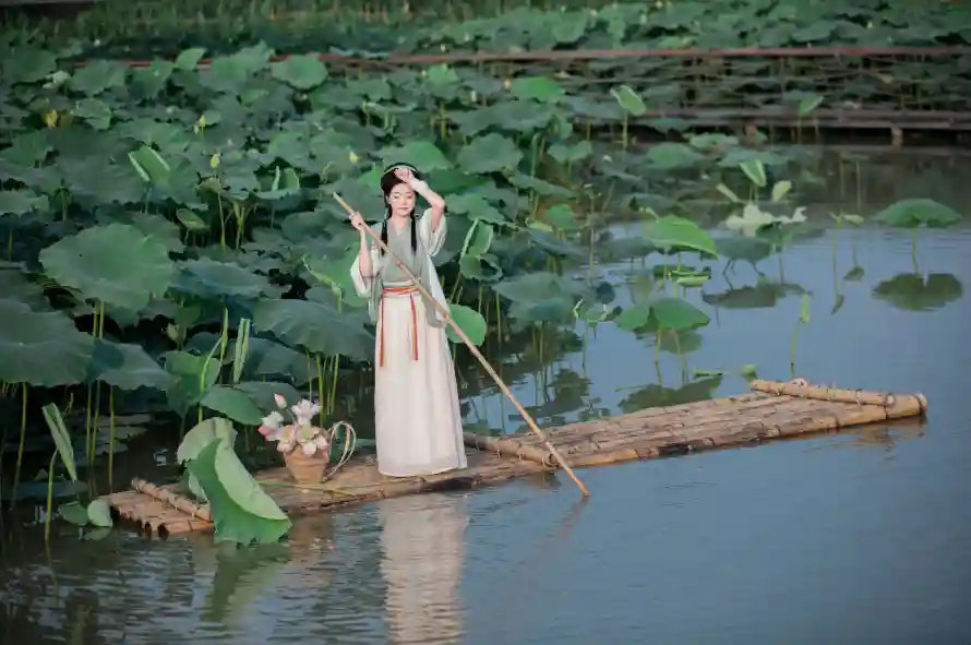 4k古装壁纸 - 古风 - 模特 - 水塘「哲风壁纸」