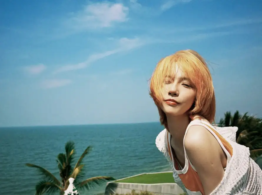 2k人像壁纸-夏日 - 大海-度假「哲风壁纸」