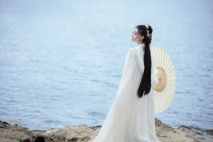 4k古风壁纸 - 回望 - 女子 - 水岸「哲风壁纸」