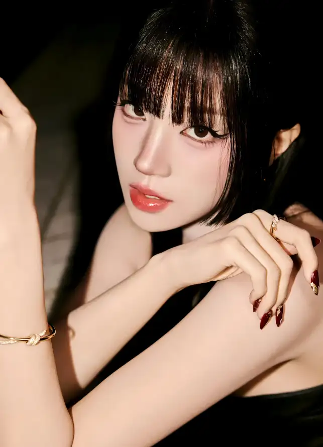 4k红唇壁纸 - 露肩 - 女爱豆 - 宋雨琦「哲风壁纸」