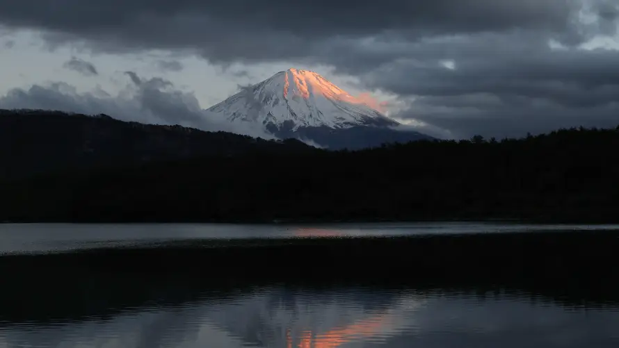 4k倒影壁纸-冷调 - 山景-山脉「哲风壁纸」