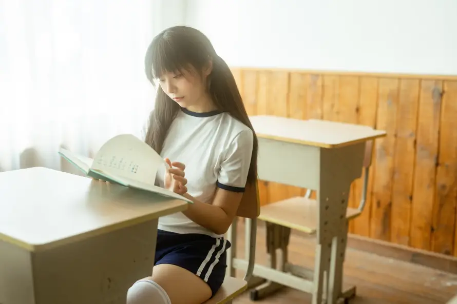 6k少女壁纸-教室 - 日系-校园「哲风壁纸」