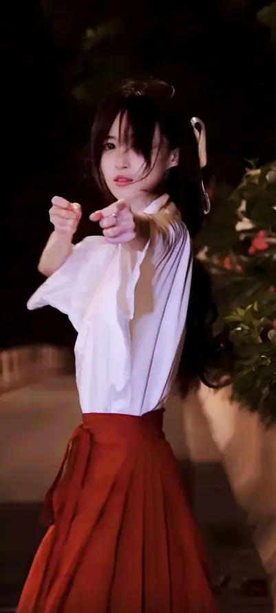 4k伸手壁纸 - 发夹 - 可爱 - 夜晚「哲风壁纸」