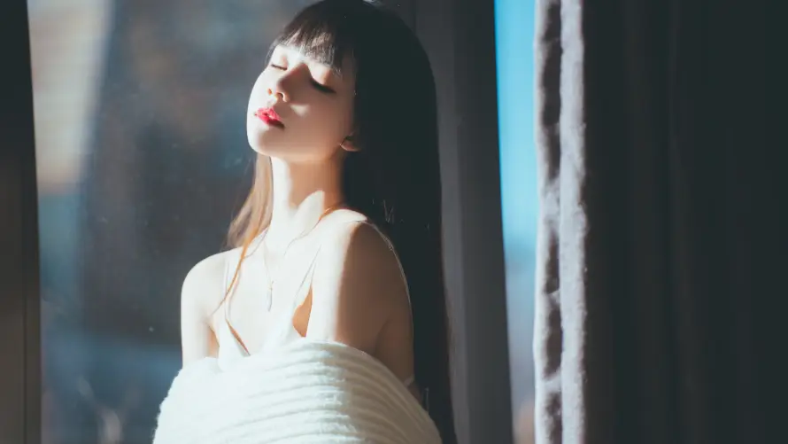 4k人像壁纸-侧脸 - 女神-窗边「哲风壁纸」